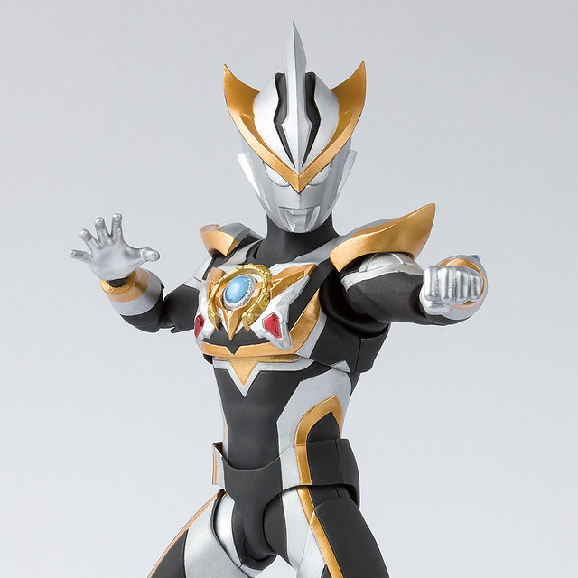 合體最強之姿！S.H.Figuarts 《超人力霸王R / B》「超人力霸王羅布」！ウルトラマンルーブ