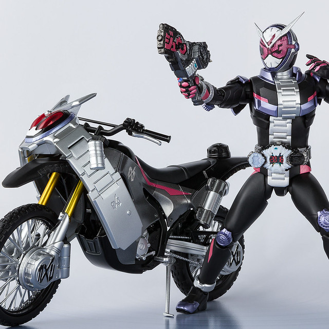 S.H.Figuarts 《假面騎士ZI-O》「Ride Striker＆時間斬劍 ／時間斬斧」套裝組！ライドストライカー＆ジカンギレード／ジカンザックスセット