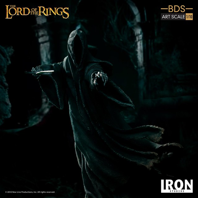 Iron Studios Battle Diorama 系列《魔戒》展開攻擊的戒靈 Attacking Nazgûl 1/10 比例決鬥場景雕像作品