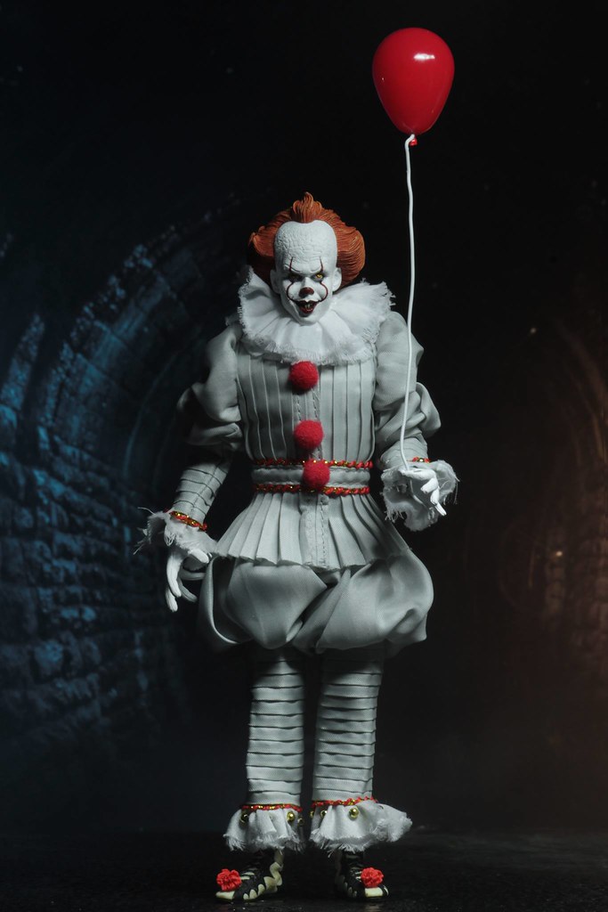 買不完的「牠」又來啦～ NECA 8” Clothed Action Figure 系列《牠(2017)》潘尼懷斯 Pennywise 8 吋人偶作品