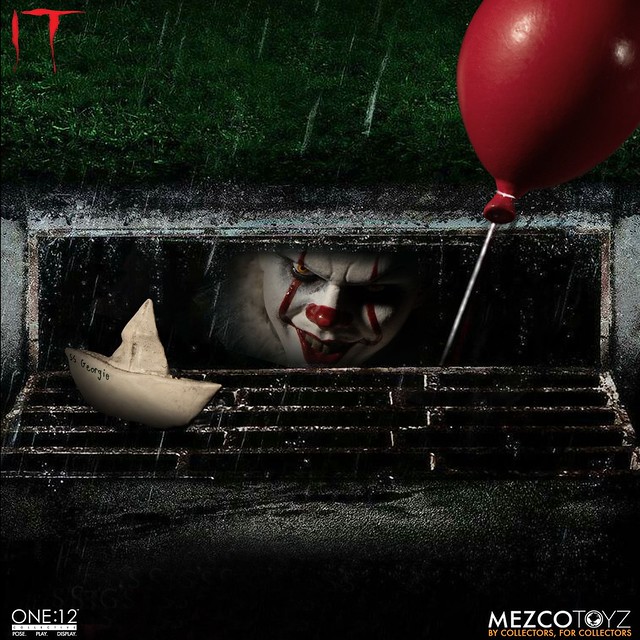 「漂浮」的時刻又來啦！ MEZCO ONE:12 COLLECTIVE 系列《牠(2017)》潘尼懷斯 Pennywise 1/12 比例人偶作品