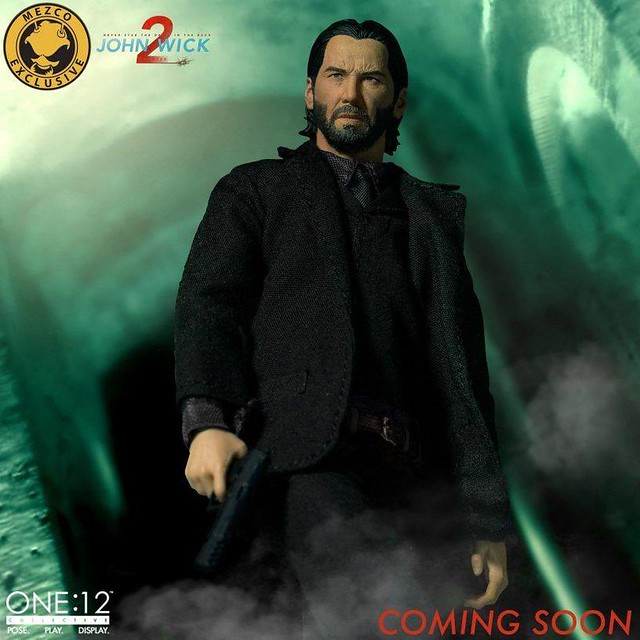 武器配件多到滿出來！ MEZCO ONE：12 COLLECTIVE 系列《捍衛任務2：殺神回歸》約翰·維克 豪華版 John Wick Deluxe Edition 1/12 比例人偶作品