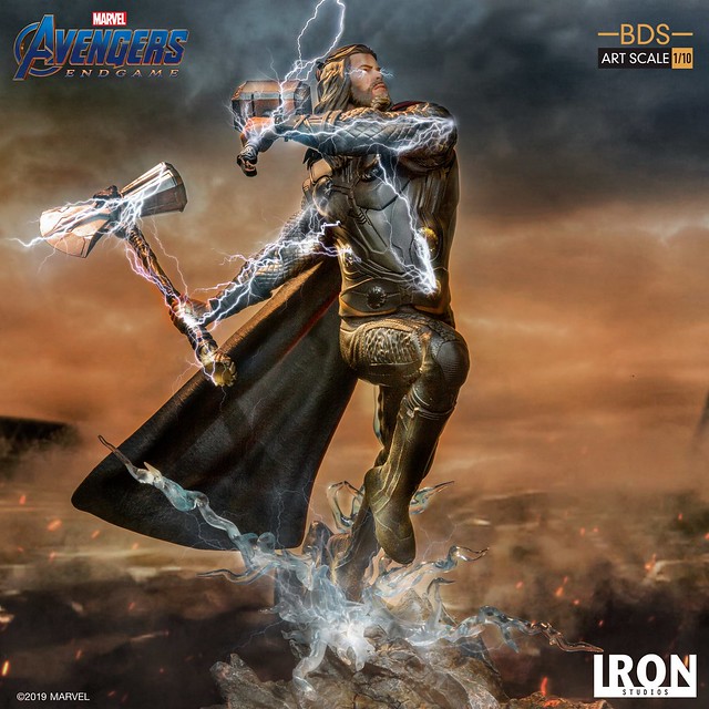 手握雙槌，胖雷神戰場突入！！ Iron Studios Battle Diorama 系列《復仇者聯盟：終局之戰》索爾 Thor 1/10 比例決鬥場景雕像作品