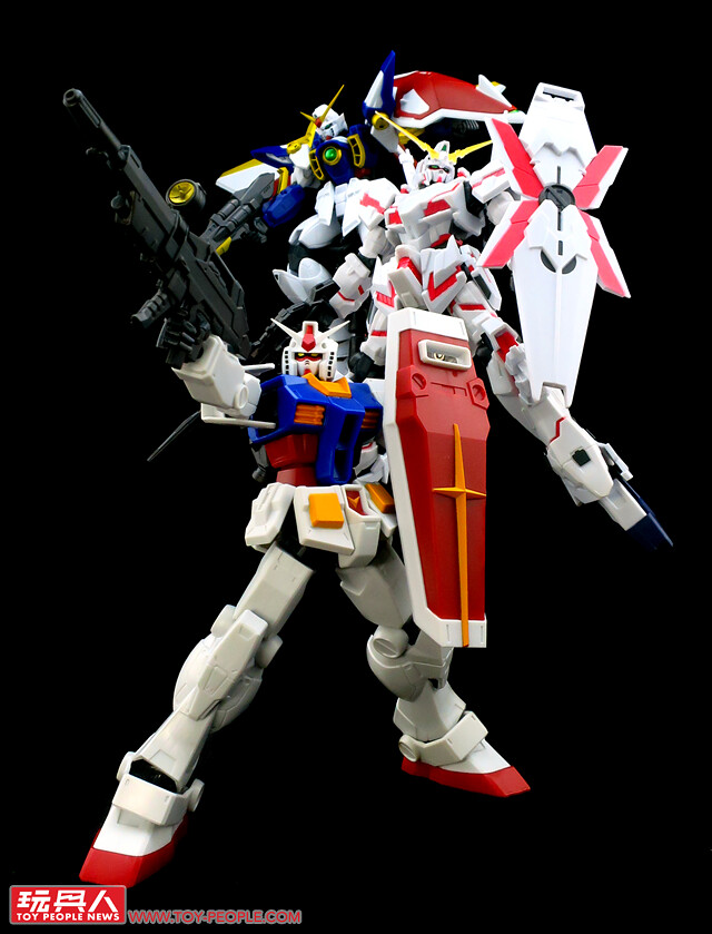 價格親民的全新鋼彈入門收藏系列！GUNDAM UNIVERSE 第一波「RX-78-2鋼彈 / XXXG-01W飛翼鋼彈 / RX-0獨角獸鋼彈」開箱報告