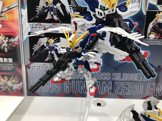 SDCS《新機動戰記鋼彈W》飛翼鋼彈零式EW（ウイングガンダムゼロEW）組裝模型