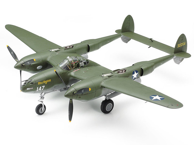 二次大戰之空中叉尾惡魔再現！田宮模型 TAMIYA P-38 閃電式戰鬥機（ロッキード P-38F/G ライトニング）