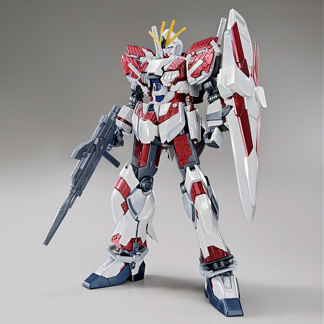 HG 1/144《機動戰士鋼彈NT》RX-9/C Narrative 鋼彈 C 裝備 鈦合金質感Ver.｜ナラティブガンダム C装備[チタニウムフィニッシュ]【GUNDAM BASE限定】