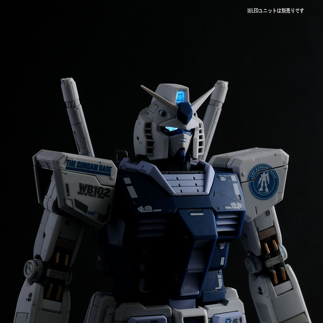 MG 1/100《機動戰士鋼彈》RX-78-2 鋼彈Ver.3.0 [鋼彈基地配色]｜ガンダムVer.3.0 [ガンダムベースカラー]【GUNDAM BASE限定】