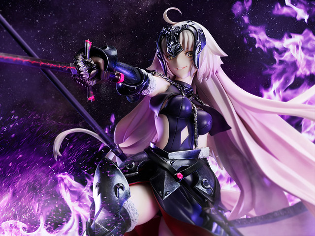 LICORNE《Fate/Grand Order》Avenger/貞德〔Alter〕昏暗紫焰纏身的龍之魔女｜アヴェンジャー／ジャンヌ・ダルク［オルタ］ 昏き焔を纏いし竜の魔女 1/7比例模型