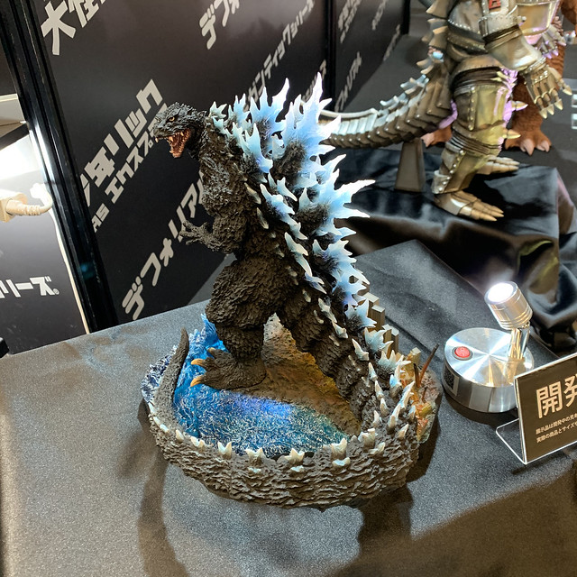 【WF2020冬】X-PLUS（株式会社エクスプラス） 多款《哥吉拉》、《超人力霸王》、《假面騎士》、特攝作品相關新作原型公開！