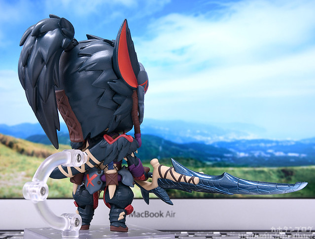 藏於闇夜，如疾風般奔馳之人！黏土人《魔物獵人世界：ICEBORNE》獵人♀ 迅龍α DX Ver.（ねんどろいど ハンター♀ ナルガα DX Ver.）