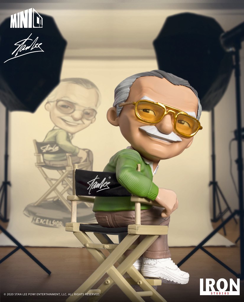 導演椅上的漫威之父Ｑ版立體化！ Iron Studios Minico 系列【史丹·李】Stan Lee 全身雕像