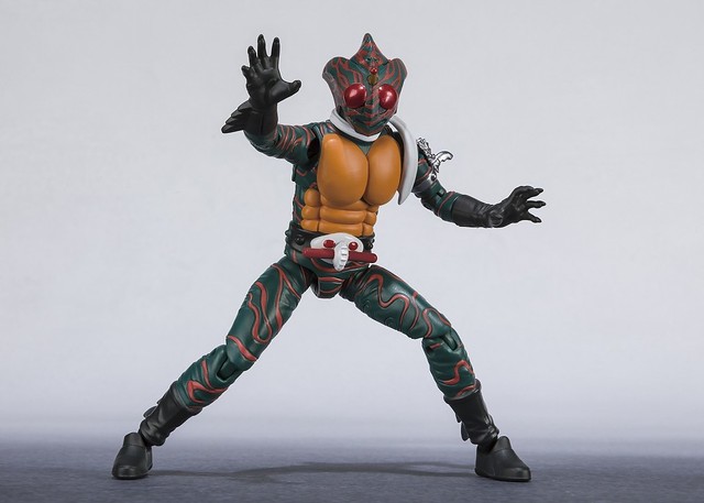 亞～馬～遜！！！ 野生與養殖騎士一起登場！《假面騎士》掌動「SHODO-X」系列 第 9 彈 SHODO-X 仮面ライダーアマゾンズ