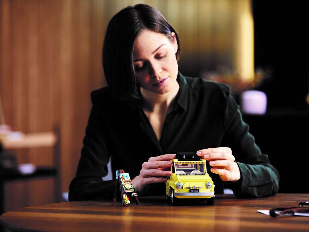 小巧精緻的古典義式浪漫～ LEGO 10271 Creator 系列「飛雅特 500」(Fiat 500) 優美上路！