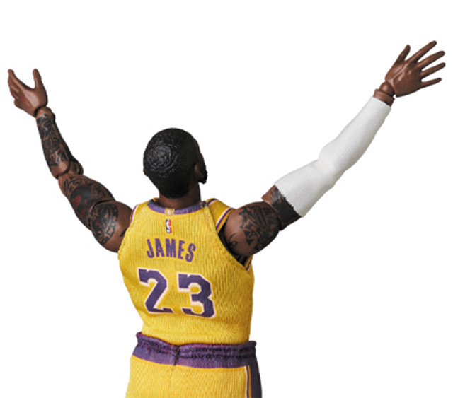 NBA 史上最強小前鋒！MAFEX 雷霸龍‧詹姆斯 洛杉磯湖人隊（マフェックス No.127 LeBron James Los Angeles Lakers）