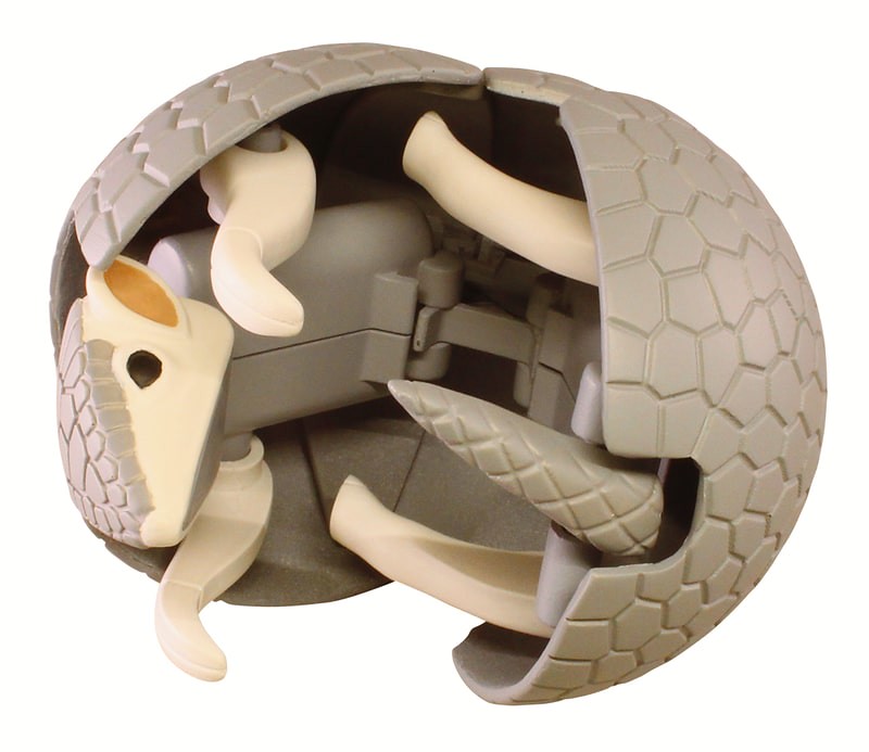 縮成一團的犰狳、刺蝟轉蛋化～T-ARTS 擬真動物「圓滾滾變形！捲縮圓球！」轉蛋（まんまる変形！まるまじろ）全四款