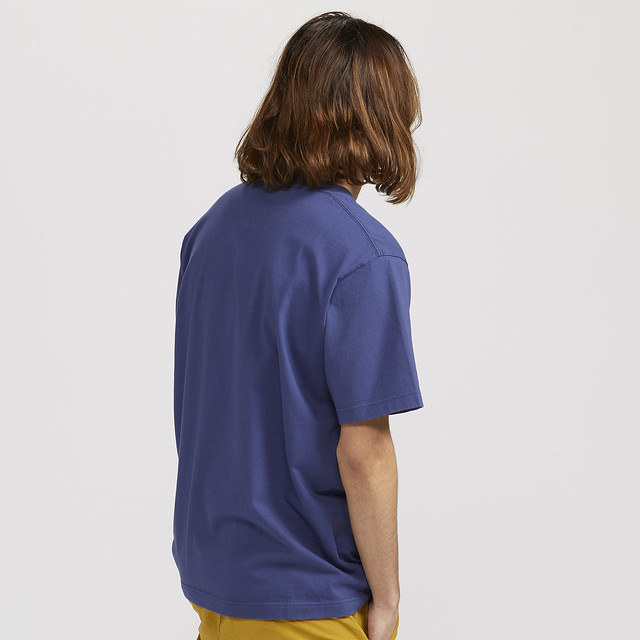 【台灣4/17開賣！】UNIQLO X《機動戰士鋼彈》40週年紀念聯名UT 買二件就送限定色鋼彈模型！