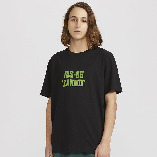 【台灣4/17開賣！】UNIQLO X《機動戰士鋼彈》40週年紀念聯名UT 買二件就送限定色鋼彈模型！