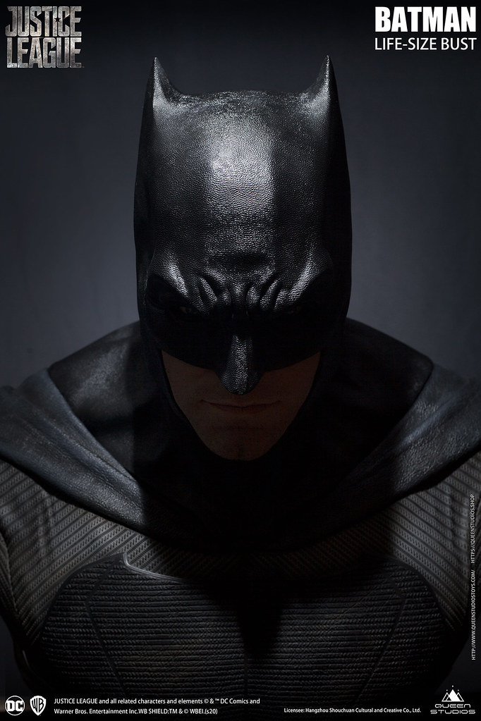 極致擬真還原的屁股下巴！Queen Studios《正義聯盟》蝙蝠俠 1:1比例 半身胸像（Justice League Batman Life-Size Bust）