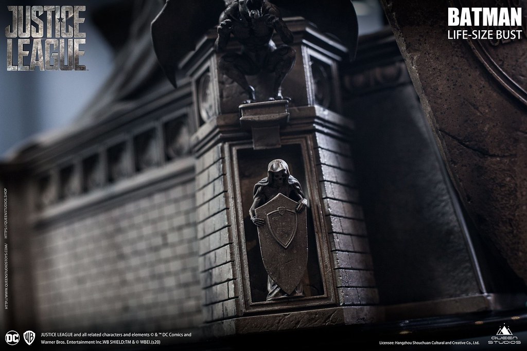 極致擬真還原的屁股下巴！Queen Studios《正義聯盟》蝙蝠俠 1:1比例 半身胸像（Justice League Batman Life-Size Bust）