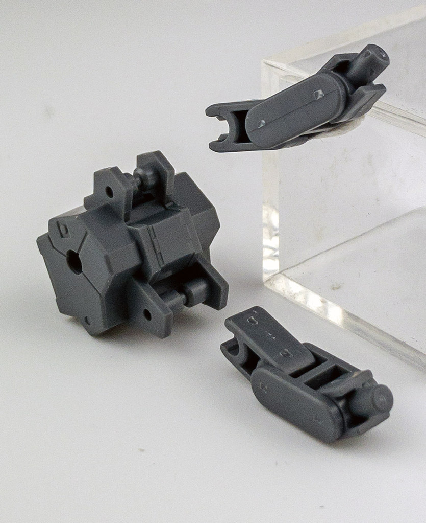 BANDAI SPIRITS 原創組裝模型『30MINUTES MISSIONS』 1/144 eEXM-21 拉比歐 白色&amp;橙色（ラビオット）