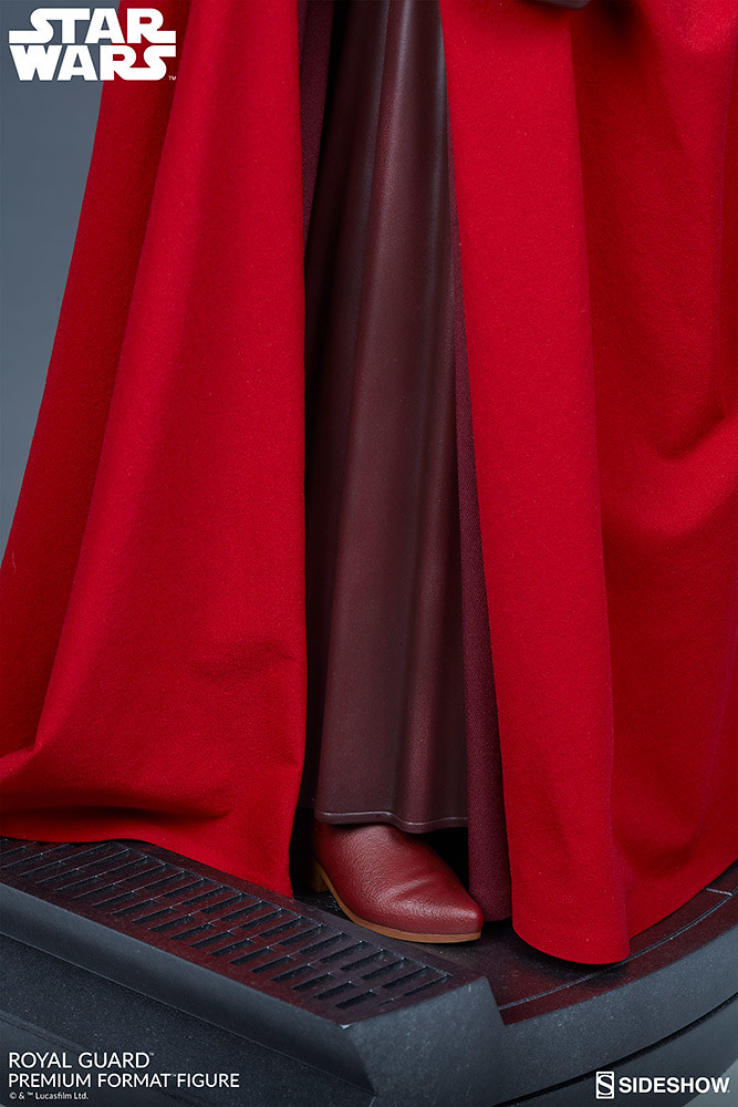 極具威嚴且忠誠的紅色身影來襲! Sideshow Collectibles Premium Format Figure 系列《星際大戰》帝國皇家禁衛軍 Royal Guard 1/4 比例全身雕像