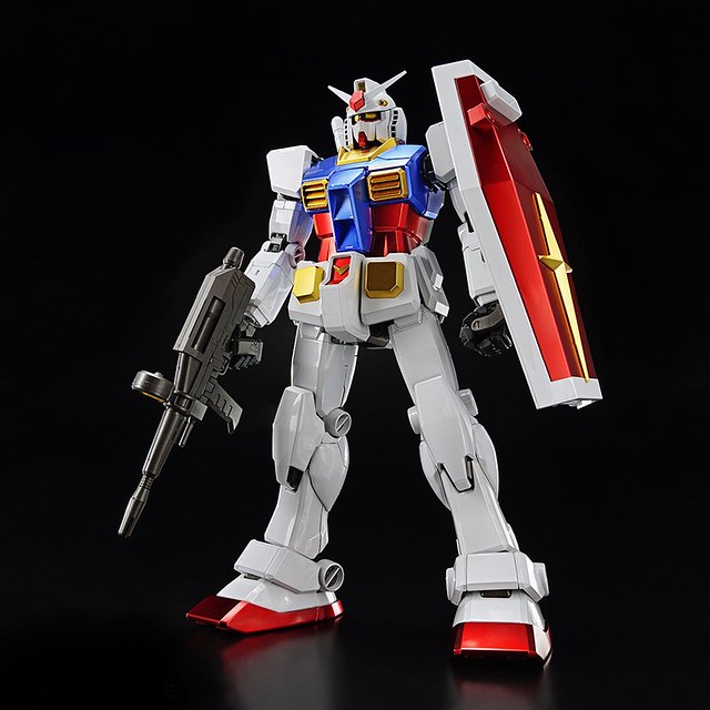 PG 1/60《機動戰士鋼彈》RX-78-2 鋼彈鈦合金質感VER.|ガンダム PG 1/60《機動戰士鋼彈》RX-78-2 鋼彈鈦合金質感VER.|ガンダム