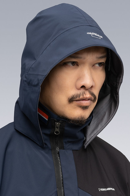 在末日接單的不死送貨傳說 ！ACRONYM x《死亡擱淺》推出聯名送貨員「J1A-GTKP」高機能外套