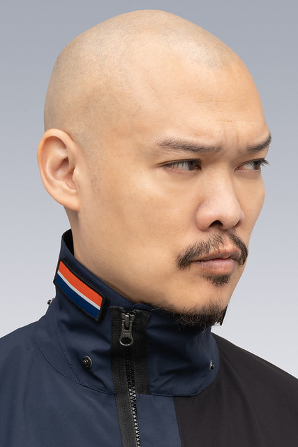 在末日接單的不死送貨傳說 ！ACRONYM x《死亡擱淺》推出聯名送貨員「J1A-GTKP」高機能外套