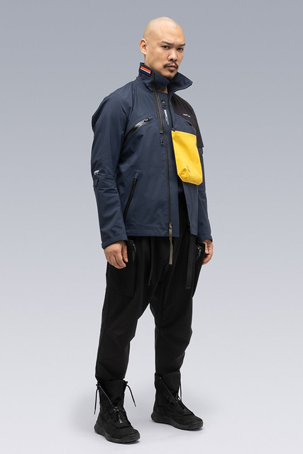 在末日接單的不死送貨傳說 ！ACRONYM x《死亡擱淺》推出聯名送貨員「J1A-GTKP」高機能外套