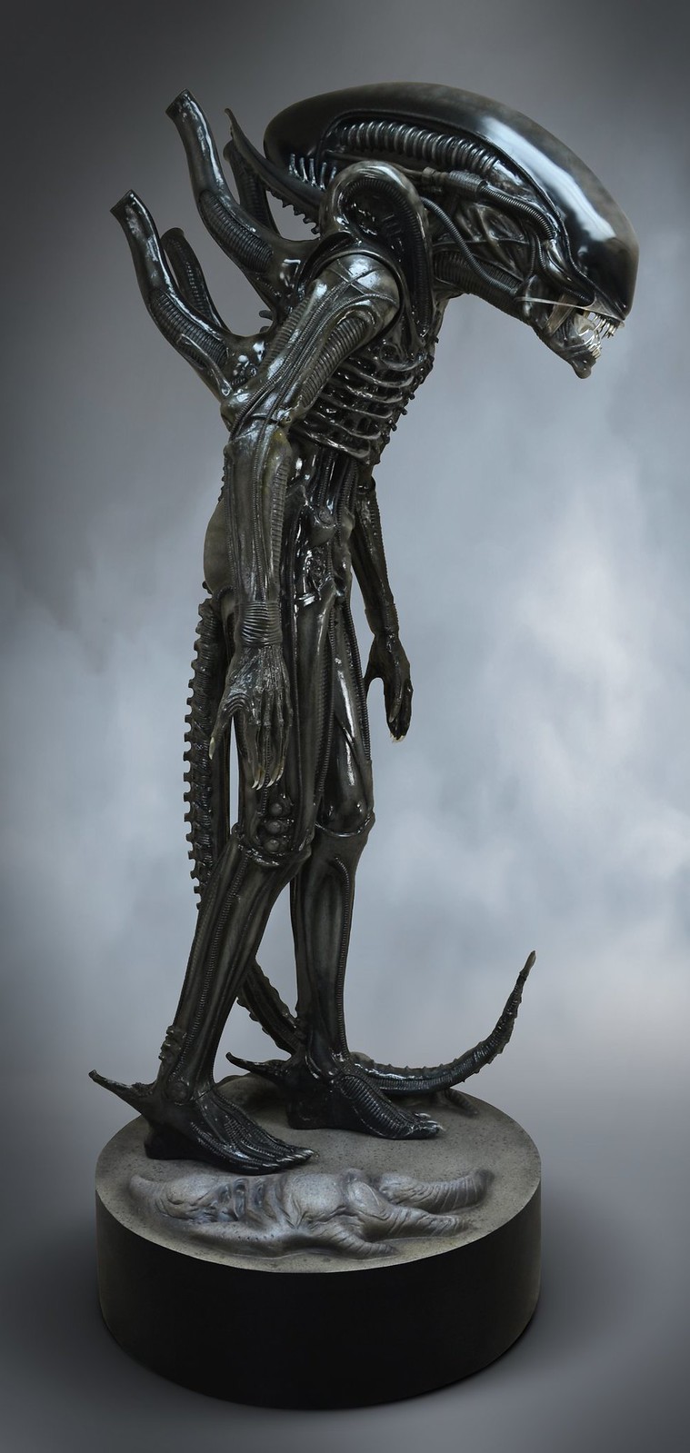 Hollywood Collectibles Group《異形》「異形(Alien) Big Chap」1：1 比例全身雕像 普通版/HCG限定版