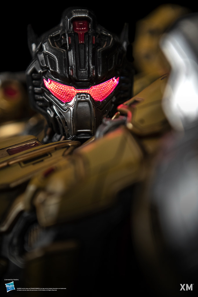 "Me, Grimlock!!" XM Studios Premium Collectibles 系列《變形金剛》鋼鎖（Grimlock）1/10 比例全身雕像