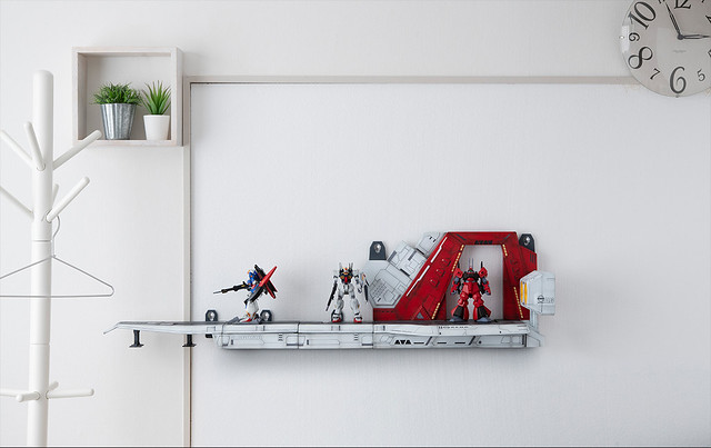 Realistic Model Series《機動戰士Z鋼彈》 1/144 HGUC用阿卡馬彈射甲板場景組（アーガマ カタパルトデッキ）