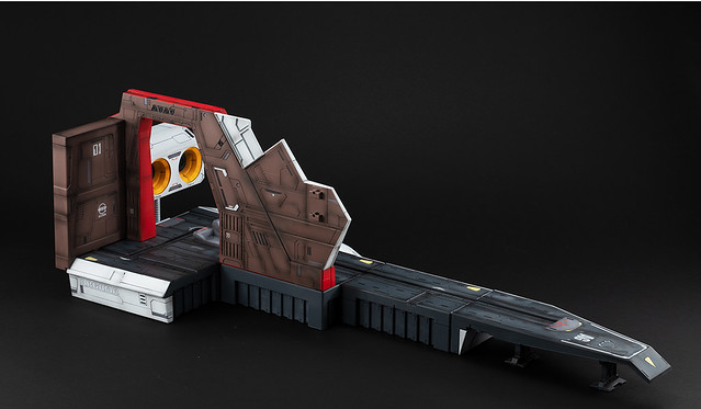 Realistic Model Series《機動戰士Z鋼彈》 1/144 HGUC用阿卡馬彈射甲板場景組（アーガマ カタパルトデッキ）