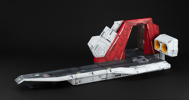 Realistic Model Series《機動戰士Z鋼彈》 1/144 HGUC用阿卡馬彈射甲板場景組（アーガマ カタパルトデッキ）