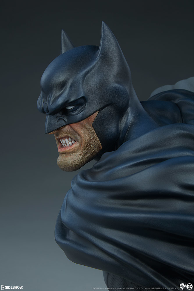 將準備投擲出蝙蝠飛鏢的瞬間完全濃縮！ Sideshow Collectibles DC Comics【蝙蝠俠】Batman 胸像