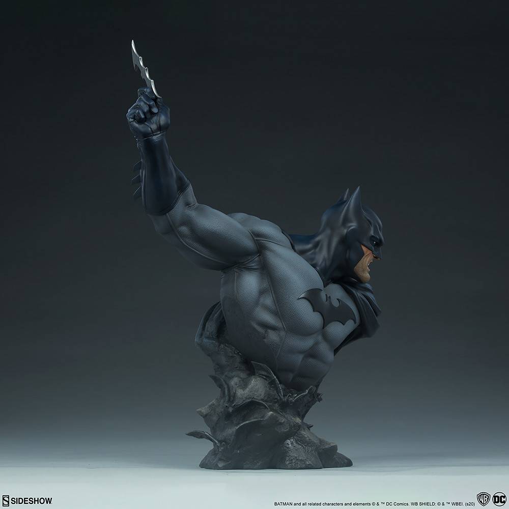 將準備投擲出蝙蝠飛鏢的瞬間完全濃縮！ Sideshow Collectibles DC Comics【蝙蝠俠】Batman 胸像