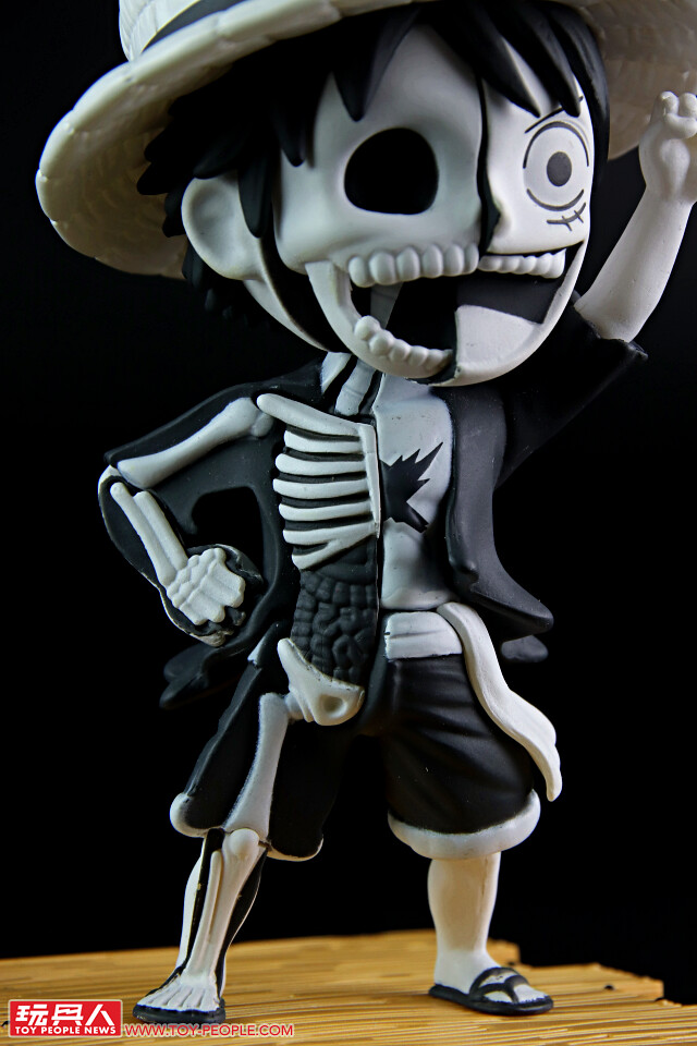 半剖海賊團,集結開始! Jason Freeny × Mighty Jaxx「Freeny’s Hidden Dissectibles」系列第一彈《ONE PIECE》開箱報告