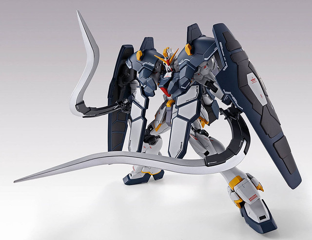 MG 1/100《新機動戰記鋼彈W Endless Waltz 敗者們的榮耀》沙漠鋼彈EW（犰狳裝備）｜ガンダムサンドロックEW (アーマディロ装備)【PB限定】