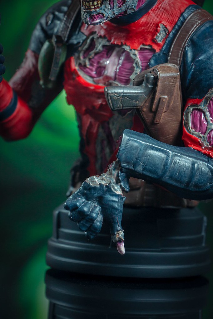 連雙手比讚都有困難！！ Gentle Giant Marvel【殭屍死侍】Deadpool Zombie 1/6 比例半身胸像【2020 SDCC 限定】