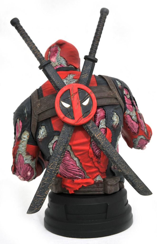 連雙手比讚都有困難！！ Gentle Giant Marvel【殭屍死侍】Deadpool Zombie 1/6 比例半身胸像【2020 SDCC 限定】