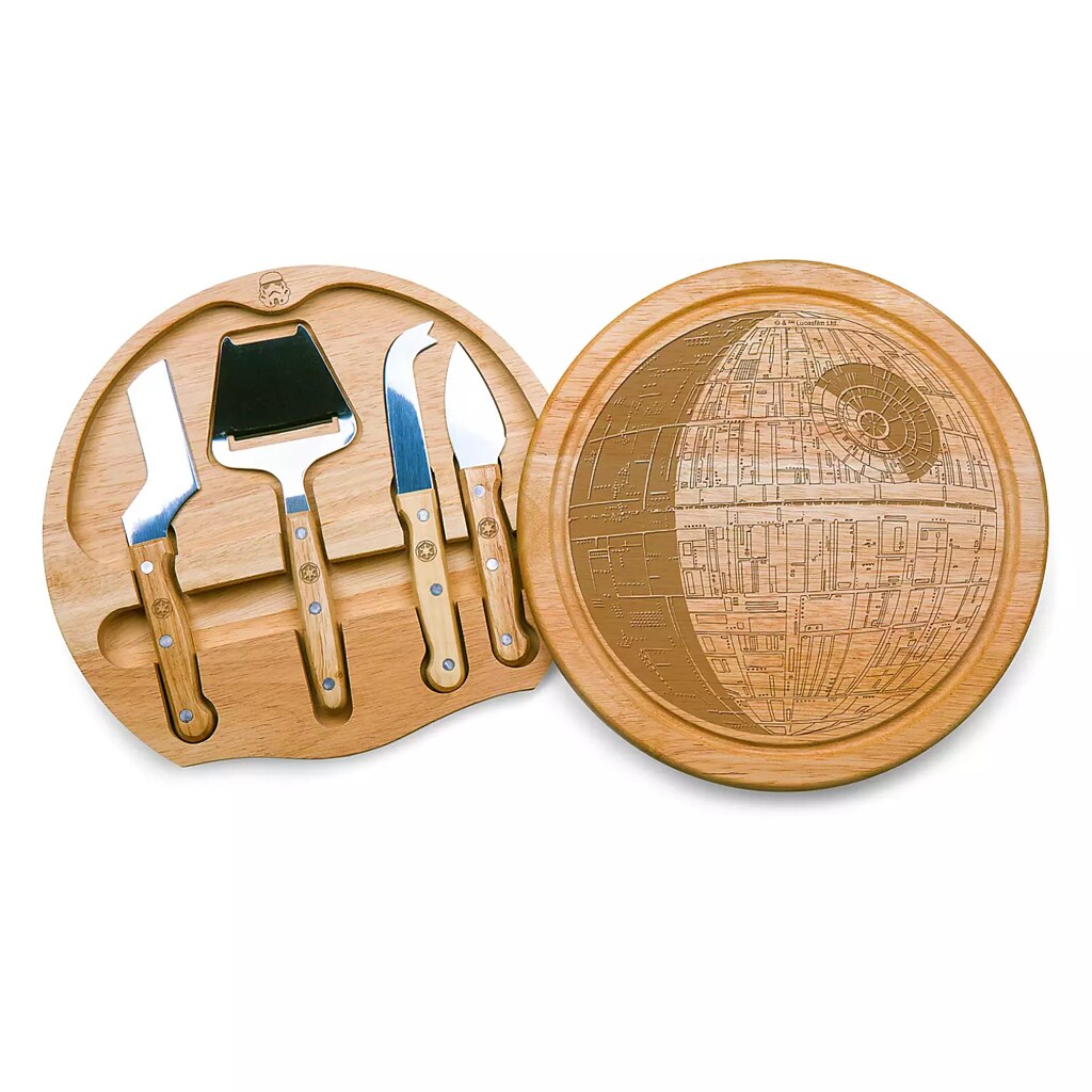 沒有毀滅性武器，還可以幫你收好刀具！《星際大戰》死星起司餐板 (Death Star Cheese Board) 起司控必備啦～