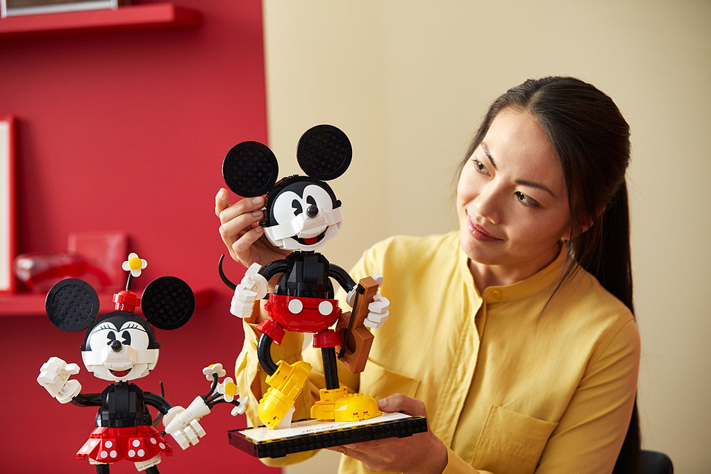 份量與細緻度兼具，新感覺的拼搭模型登場～ LEGO 43179 Disney Characters【米奇＆米妮】Mickey &amp; Minnie Mouse 曝光！