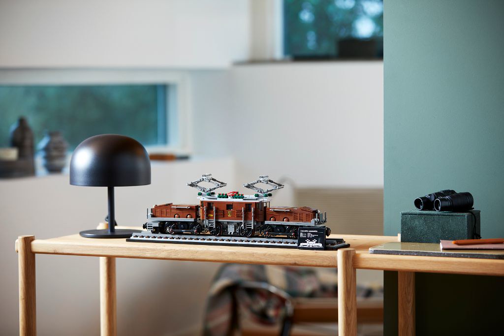 鐵道迷大興奮！超美鱷魚現蹤～ LEGO 10277 創意系列【鱷魚火車頭】Crocodile Locomotive