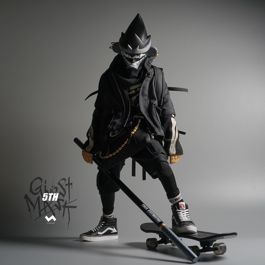 暗中活躍的黑色身影! J.T Studio Street Mask 系列 5TH 的影武者「鬼魅」(5th Ghost Mask) 1/6 比例人偶