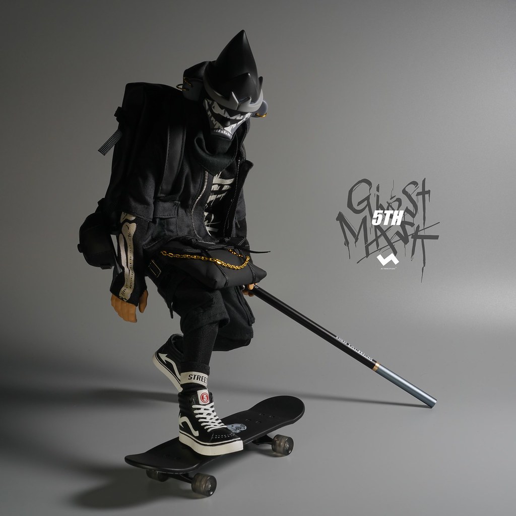 暗中活躍的黑色身影! J.T Studio Street Mask 系列 5TH 的影武者「鬼魅」(5th Ghost Mask) 1/6 比例人偶