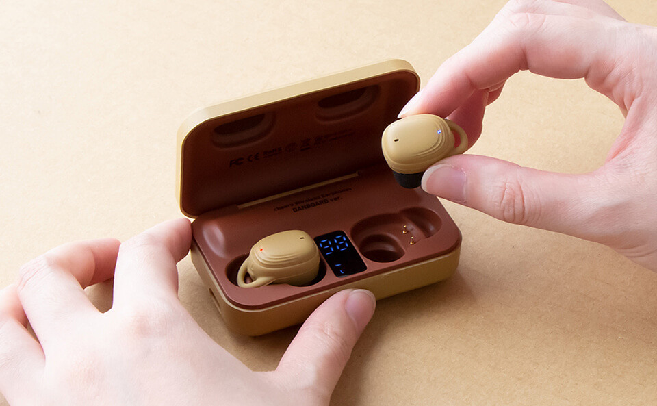 紙箱機器人再出擊~cheero《四葉妹妹!》阿楞 真無線藍牙 5.1 耳機 TWS(DANBOARD Wireless Earphones Bluetooth 5.1)