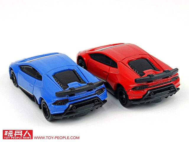 TAKARA TOMY 具備聲光效果的合金小汽車「TOMICA 4D(トミカ4D)」開箱報告! 掌中尺寸的小車也能帶來有如實車的臨場感