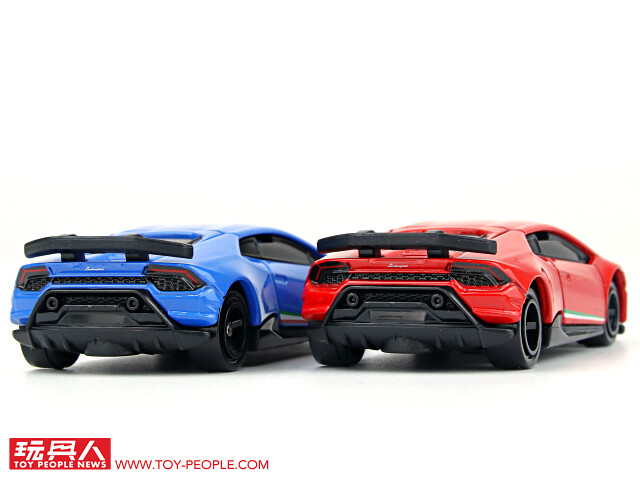 TAKARA TOMY 具備聲光效果的合金小汽車「TOMICA 4D(トミカ4D)」開箱報告! 掌中尺寸的小車也能帶來有如實車的臨場感