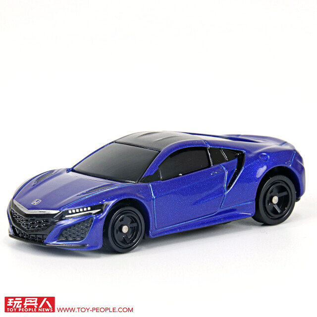 TAKARA TOMY 具備聲光效果的合金小汽車「TOMICA 4D(トミカ4D)」開箱報告! 掌中尺寸的小車也能帶來有如實車的臨場感